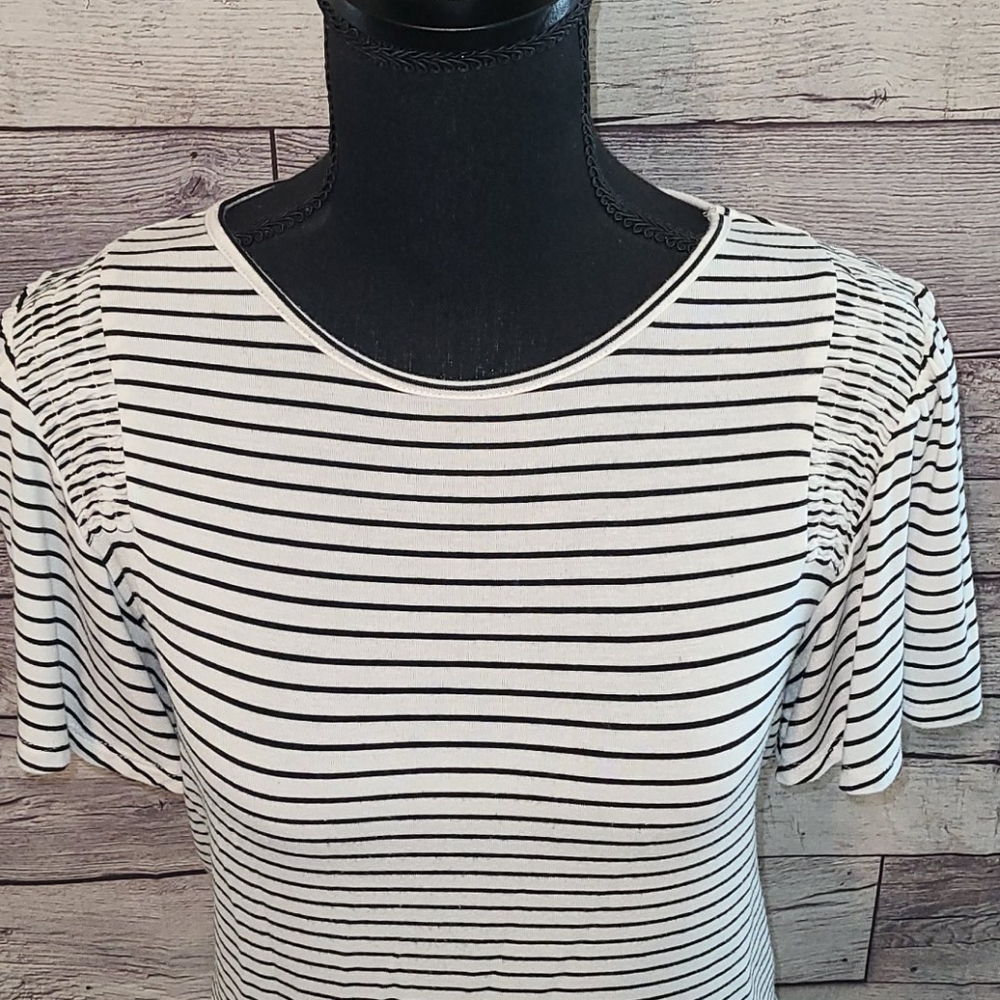 APT. 9 STRIPED TOP - Picture 2 of 7